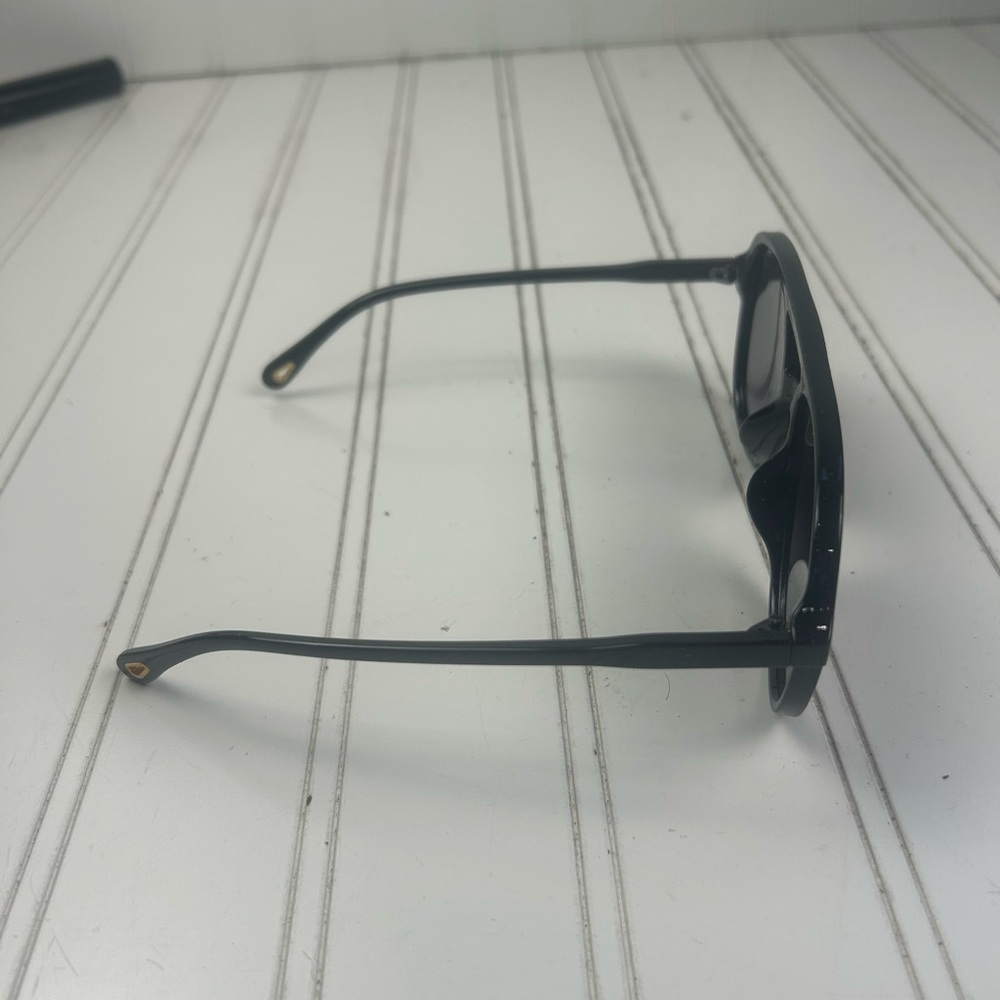 LAST CHANCE Black Aviator Style Sunglasses UV Protection – Unisex - Picture 7 of 7